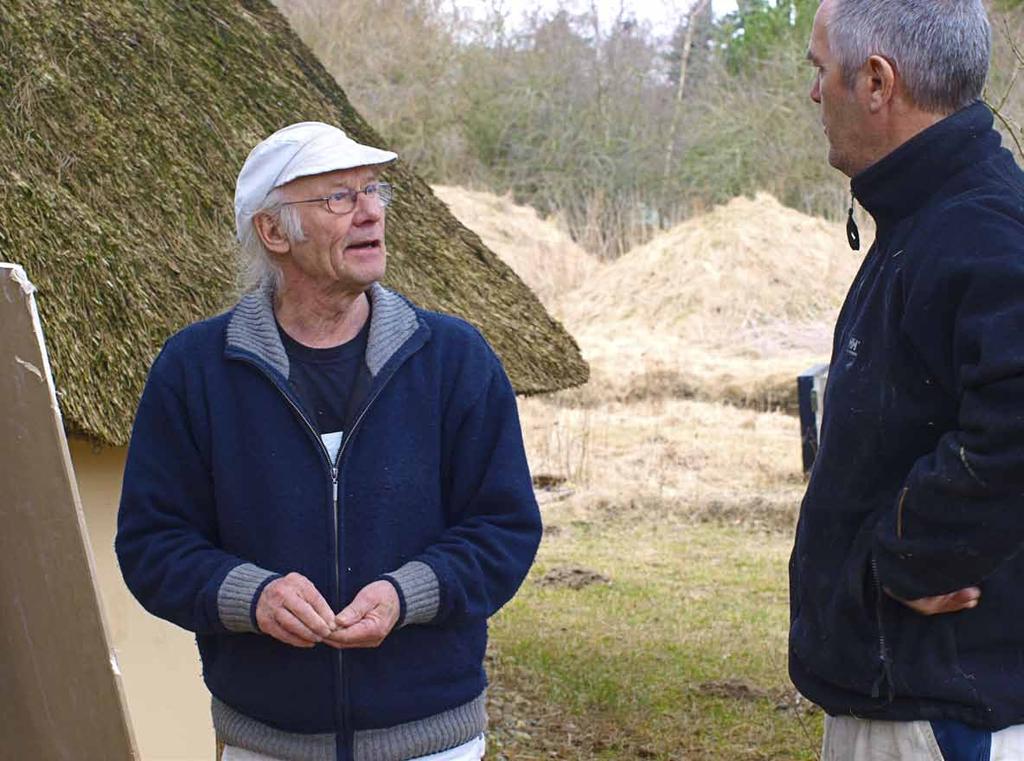 Tema: Hvordan skal vi bo og leve Foto: Henrik Platz Leire et sosialt materiale Flemming Abrahamsson er murer og arkitekt og en av pionerene innen økologisk husbygging i Danmark.