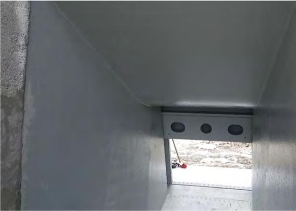 Raudalen Utbedring av bunntappeluka Under hovedtilsyn i 2015 ble det avdekket større utvikling av skader på betongen rundt bunntappeluka og maling på denne.