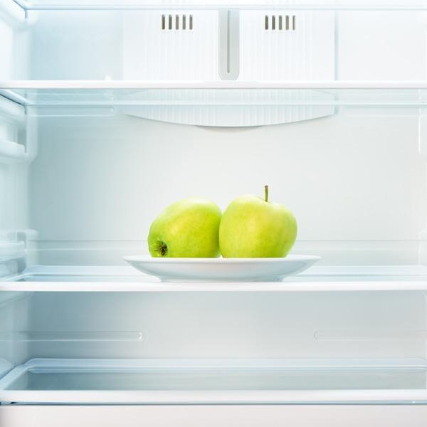 modellene som regel mer strøm enn kjøleskapet. Til gjengjeld har du én enhet og ikke to. Ifølge Enova bruker et nytt kjøleskap halvparten så mye strøm som det gamle.