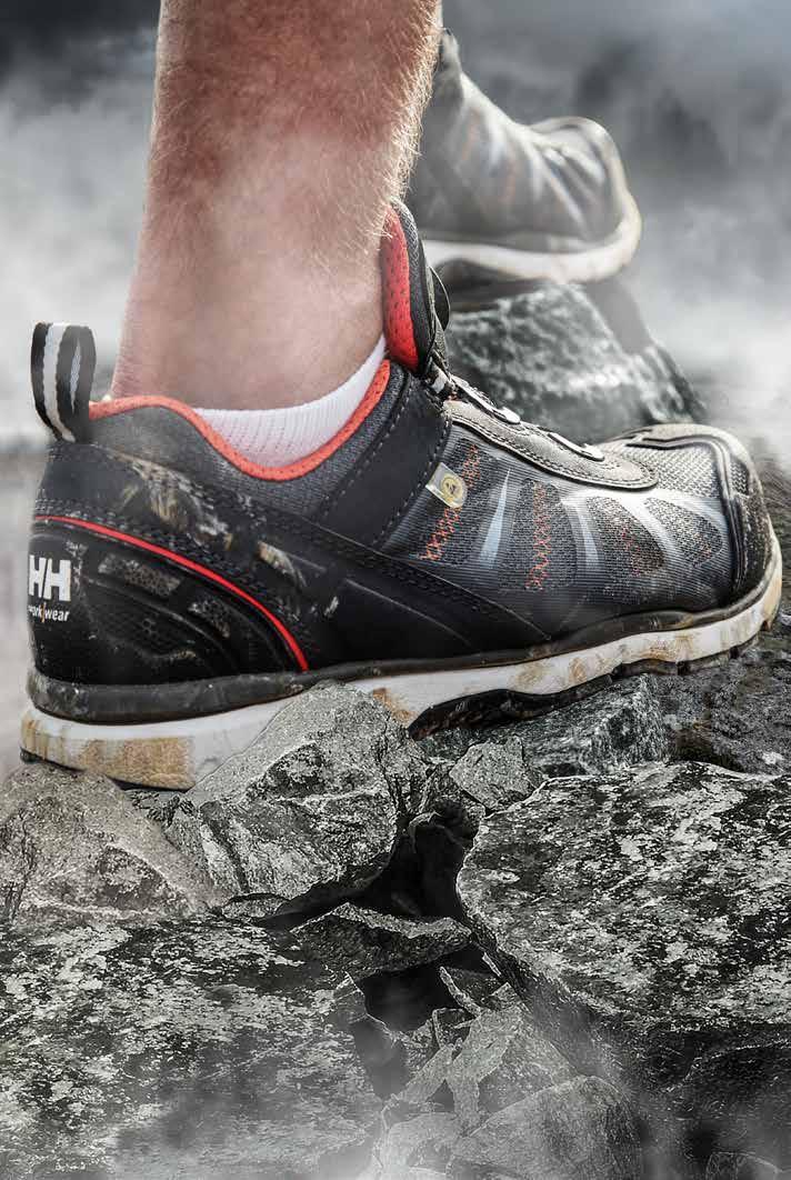 HELLY HANSEN WORKWEAR 2017 Vibram health & safety soles I over 70 år har det umiskjennelige gule åttekantede merket, kjent over hele verden, vært symbolet på et firma som står for kvalitet, ytelse,