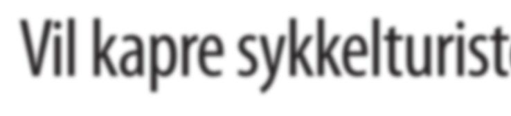 KULDEGRADENE GLEFSER. Det er bikkjekaldt. Sola legger forsiktig noen stråler av lys på toppen av Lyngsalpene. Det er storslått. Reint vakkert.