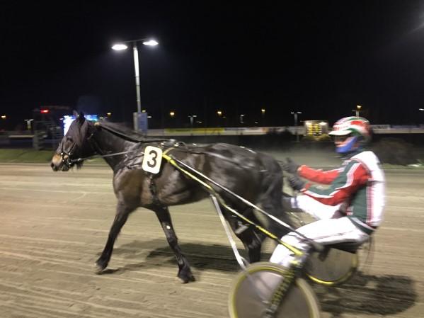 29,7 HANDELSCOMPAGNIET PEER GYNT, NOTODDEN V65-5 Vinner ble Impression og Gunnar