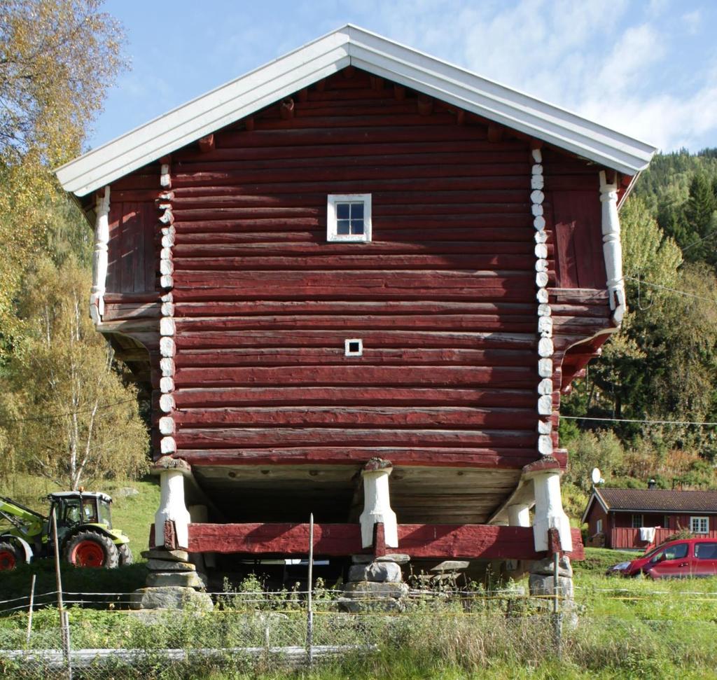 Figur 4. Skjønne, Søre. Loftet sett fra vest. Foto. J. Brænne.