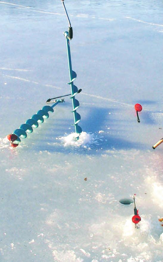 Så altså, ut på isen, men husk ispigger og en fiskekamerat. Skitt isfiske! Hilsen Steinar.