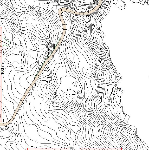 naustområdet. Området er svært bratt. Spesielt nedre del av vegen vil få ei stigning som etter rådmannen si vurdering ikkje er forenleg med køyreveg for bil.