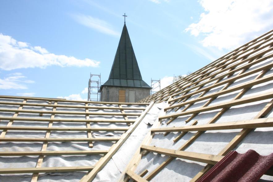 LIERSKOGEN KIRKE POB fikk arbeidet med å restaurere kirken