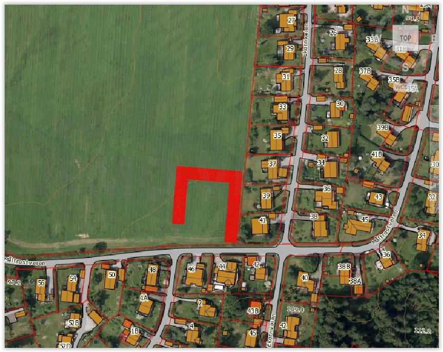 Alternativ 6 Midlertidig modulskole settes opp ved Landåskollen / Søråsjordet. Figur 6. Midlertidig skole settes opp på Søråsjordet/Landåskollen. Krever midlertidig omdisponering av dyrka mark.