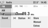 Radio 21 Radio Bruk... 21 Stasjonssøk... 23 Autolagringslister... 24 Radiodatasystem (RDS)...25 Bruk Aktivere radioen For CD modus og når man viser CD menyen: Trykk på knappen AUDIO.