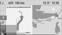 Endre kartets målestokk (Bare fargeinformasjonsdisplay) Kartet vil endre seg til den valgte målestokken. Målestokken kan stilles inn et sted mellom 50 m og 1000 km.