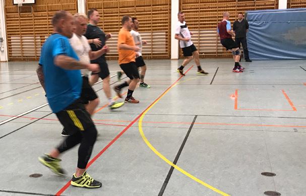 SAMLING LØRDAG 3. FEBRUAR FOR FORBUNDSSERIEDOMMERE Lørdag 3. februar kl 11.00 er det midtsesongsamling for forbundsseriedommerne. Oppmøtested er Idrettens hus Ekeberg 3.