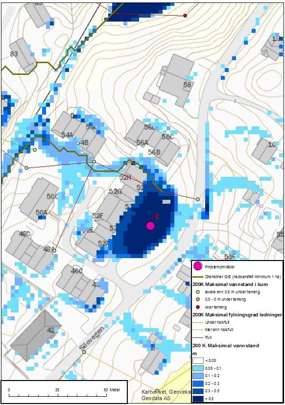 4.6.8 Silovegen 52 Problembeskrivelse: Terrenget heller ned til fremsiden av Silovegen 52. Drenslinjen starter på gårdsplassen, som betyr at gårdsplassen har et nedbørsfelt på 1 ha.