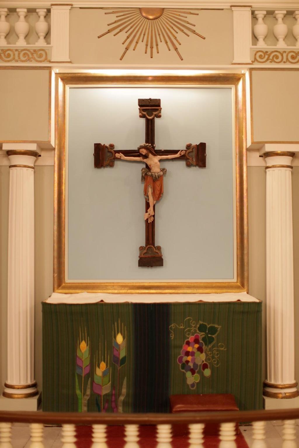 Figur 44 Krusifikset montert i Vinger kirke