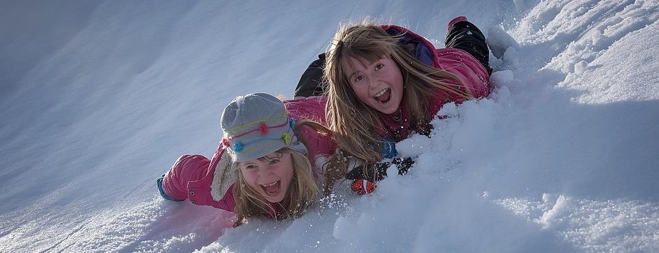 Invitasjon til: Ferie for alle vinter 2018 Søknadsfristfrist 28. januar 16.- 19. februar Rauland Høyfjellshotell Rauland For familier med minimum et barn i alderen 6-13 år.