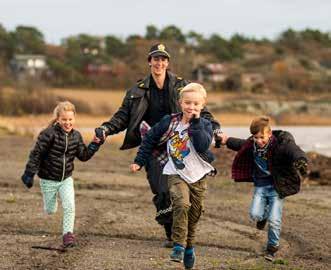 14 PF BARNEFORSIKRING PF HELSEFORSIKIRNG 15 En av markedets beste PF Barneforsikring PF Helseforsikring - Lavere pris! Behandling når du trenger det! PF Barneforsikring er blant markedets aller beste.