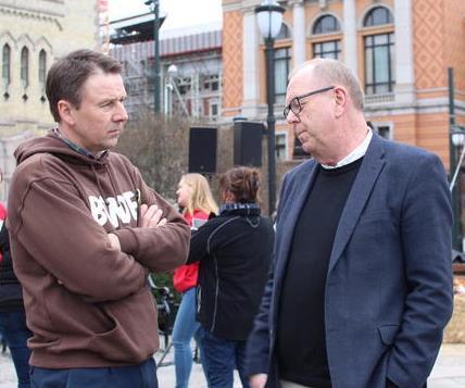 1 Jordbruksoppgjøret 2018 med nytt Storting Vi står foran fire jordbruksforhandlinger med et nytt Storting der Høyre og Frp fortsatt er i Regjering. Om det blir endringer i Regjeringen, f.