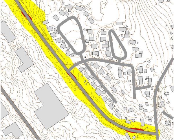 Kartene under viser støyberegninger med 2 m beregningshøyde viser at Solbakken 1, 5, 13 og 15 har nivåer over L den 55 db hvor det antas at hoveduteplass er.