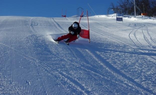 Morsom aktivitet på ski. Kan gjennomføres på dagtid og kveldstid.