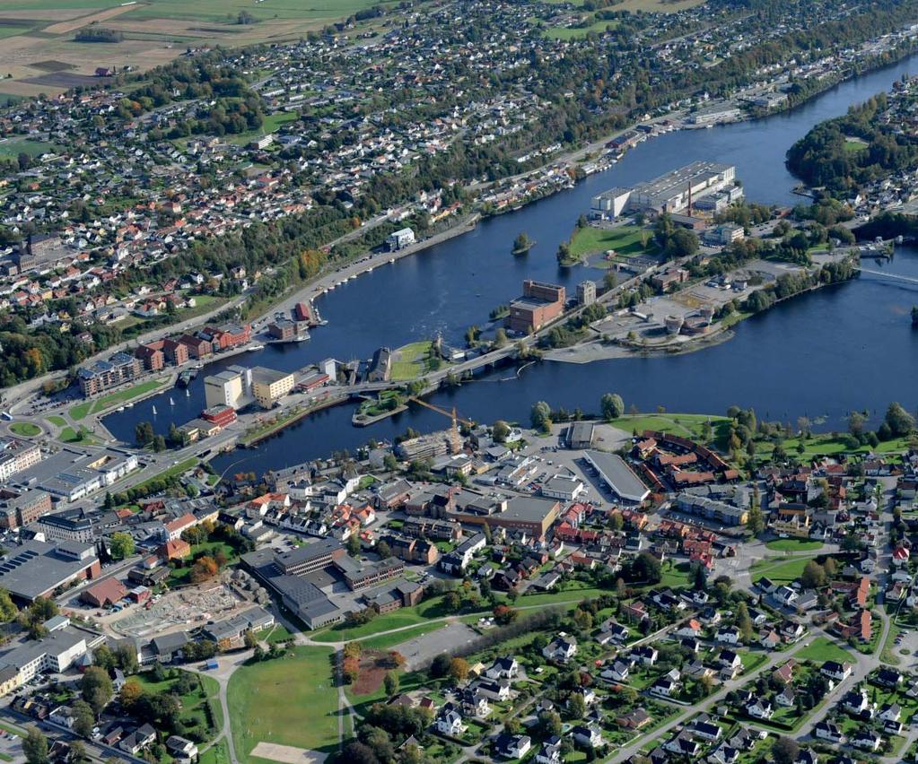 Smieøya og Skien Sluser Smieøya er den midtre av tre øyer - Bruene, Smieøya og Klosterøya - som ligger mellom Hjellevannet og Bryggevannet i Skien.