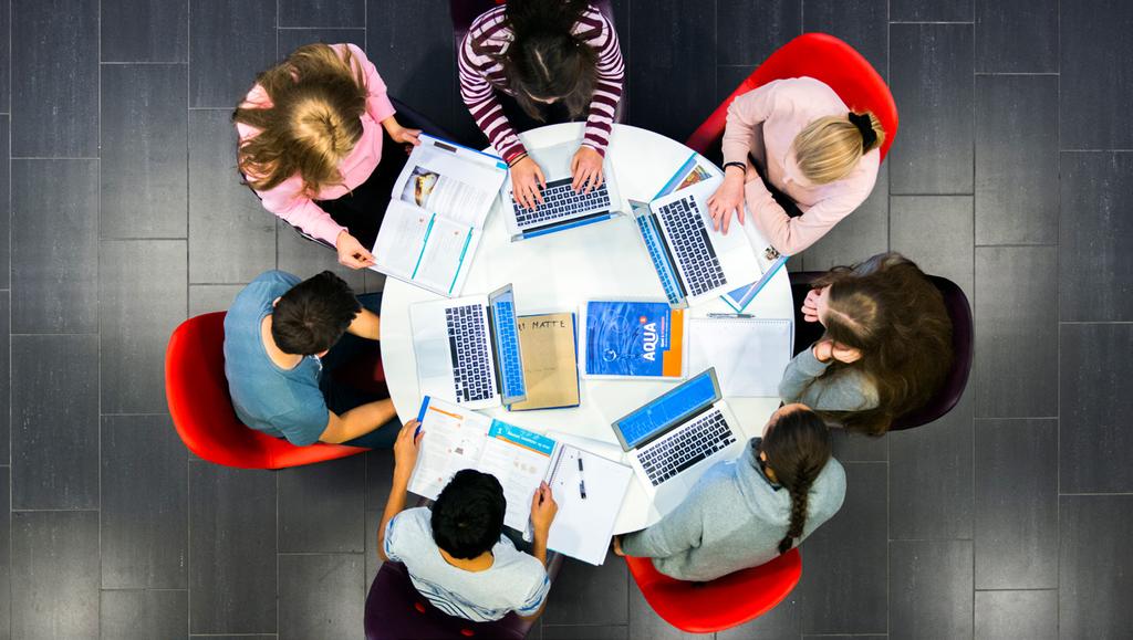 Skolen skal være et speil av samfunnet, og trenger derfor stadig å utvikle seg.