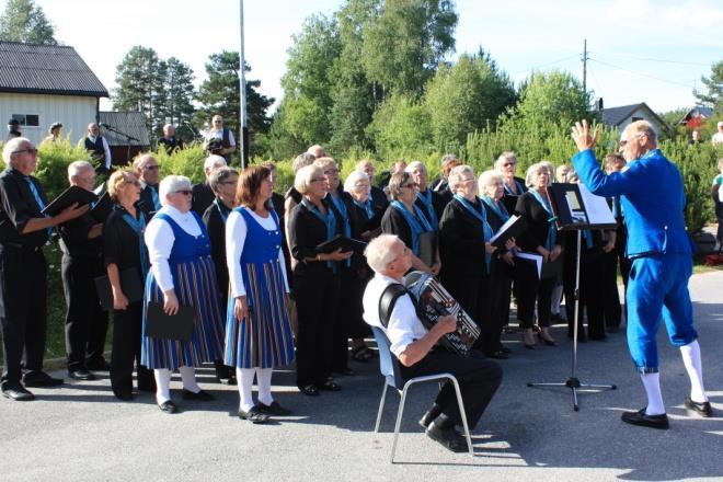 Stödja nyetablerade konstnärer och andra kulturutövare. Medverka i projekt som säkerställer kontinuitet i utvecklings- och förnyelsearbete inom kulturområdet.