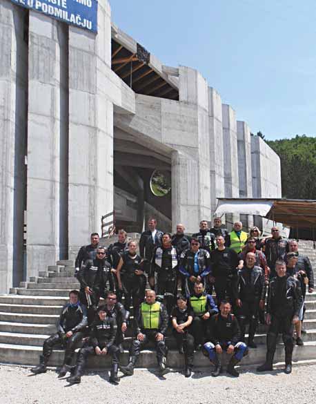 Tridesetak motorista iz Hrvatskog moto kluba Sokolovi Luzern u Švicarskoj, na svojoj turneji posjetili su