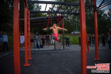 Internasjonale ambassadører Treningspark1 og RVL13 har samarbeid med noen av de beste Calisthenics og Street Workout utøverne i Europa.