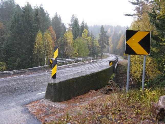 REGULERINGSPLAN FOR BOSTRAK MASSEUTTAK, GNR. 41 BNR. 3 I DRANGEDAL 9 5.1. Området i dag Planområdet ligger på Bostrak mellom fylkesveg 358 og Gautefallelva.