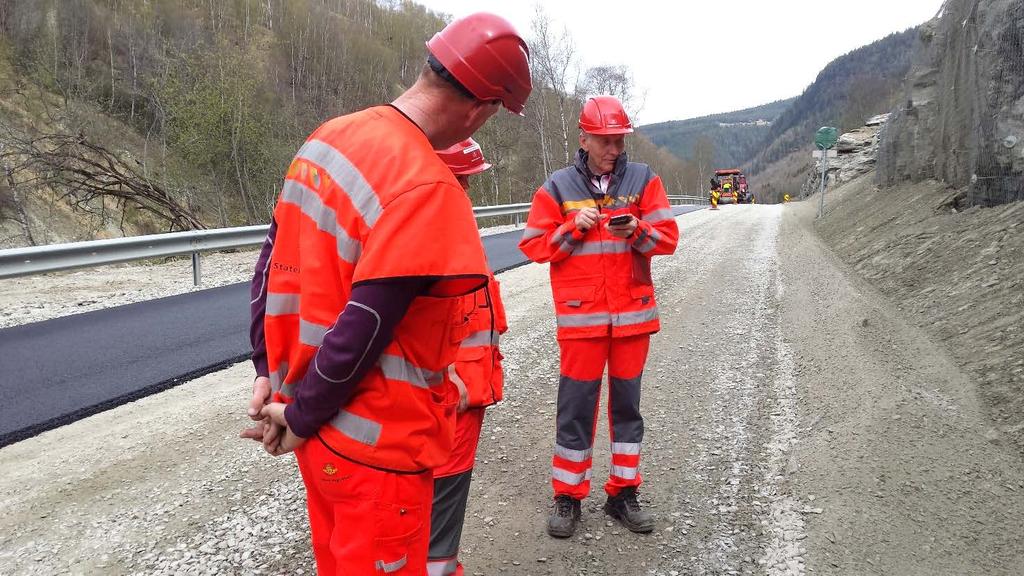 side 28 1) - Vinterveg på islagte elver og vann regnes også som veg. En veg regnes for å være åpen for alminnelig trafikk selv om det må betales bompenger.