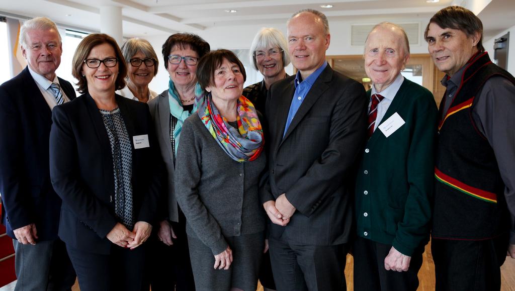 Forord Statens seniorråd 2014 2017 fotografert høsten 2014. Fra venstre: Carl I.