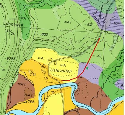 Bratthødalen. Trafikken har økt samtidig med at drifta av garden og setra gjenopptas. Behovet for omlegging av vegen utenom selve setertunet er klart til stede.