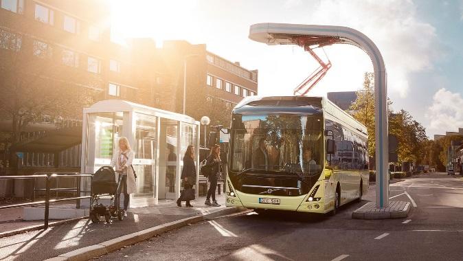 Handlingsprogram kollektiv 2018 2021 25 med å sikre strømforsyning, tilstrekkeleg areal for bussane og etablering av ladeinfrastruktur.