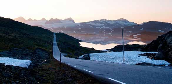 Frå Aurland til utsiktspunktet Stegastein er vegen open heile året.