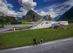 Dei mest kjende brearmane Norsk Bremuseum, Fjærland - Gaute Dvergsdal Bøyum Nigardsbreen, Jostedal Dette er ein av dei lettast tilgjengelege brearmane.