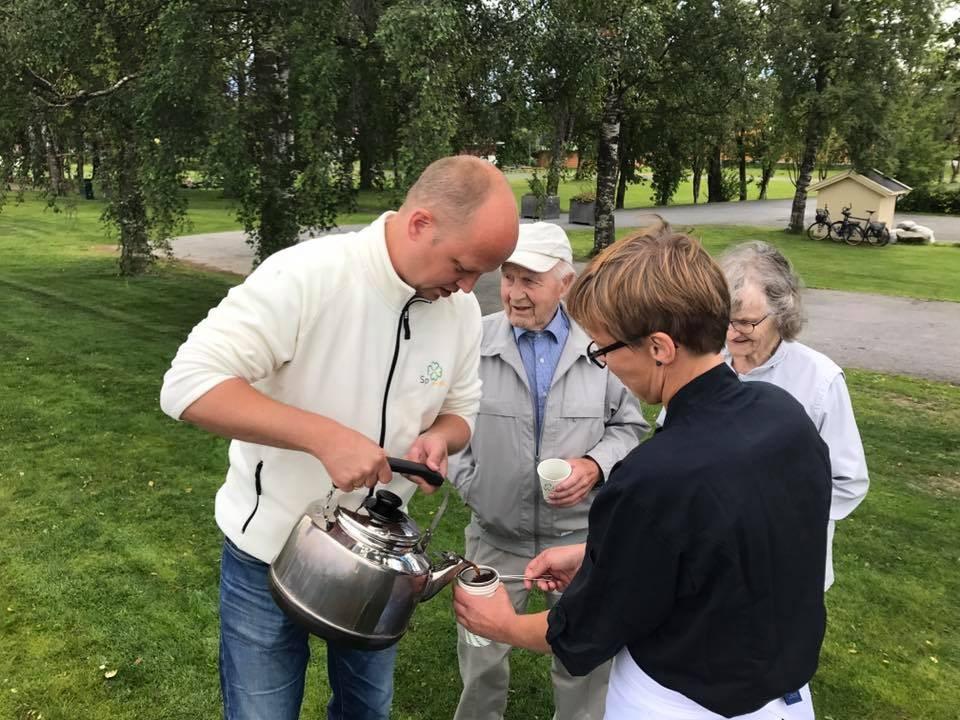 Vi fikk god mediedekning, mobiliserte mange folk og fikk fokus på lokalmat på alle tre stoppene denne dagen.