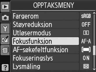 D Lampe til fokuseringslys Hvis motivet er dårlig belyst, vil lampen til fokuseringslyset lyse automatisk for å hjelpe autofokusoperasjonen når utløserknappen trykkes halvveis ned.