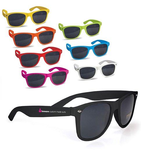 2-3 uker fra godkjent korrektur. 603150 Justin solbriller Fine og enkle solbriller med UV 400 Fargevalg: Svart, rød, gul, oransje, lys grønn, blå, rosa eller hvit. Minsteantall: 100 stk.