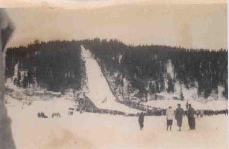 nytt på dagen to år etter 20. januar 1895. Kort etter ble navnet endret til Ulefos Sportsforening.