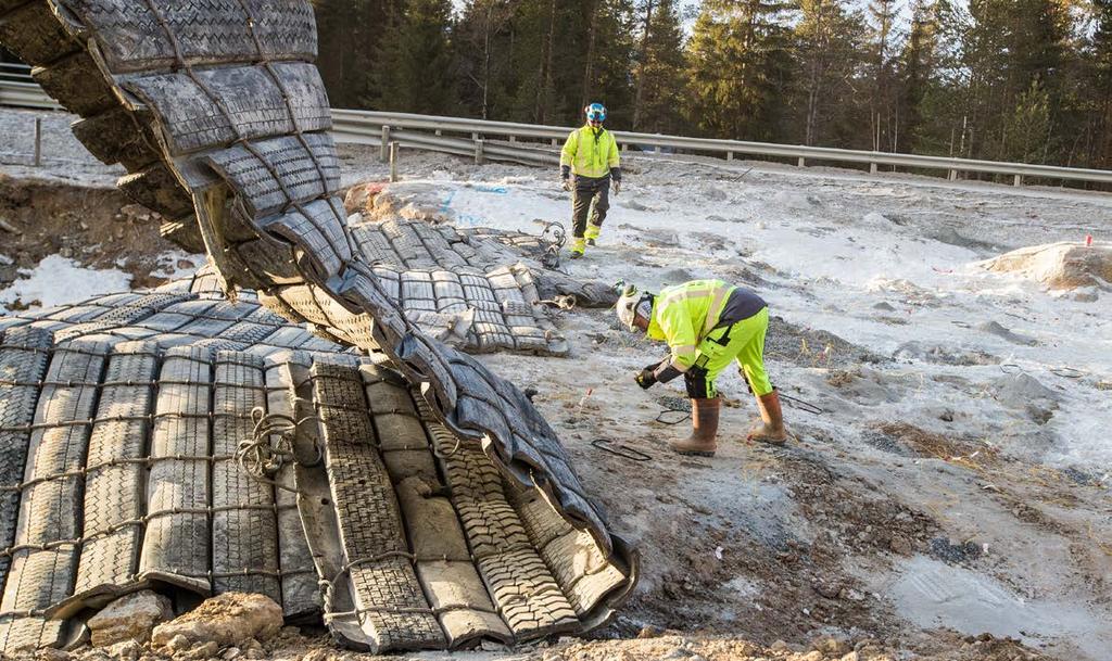 Utslippsreduksjoner i anleggsbransjen Norsk anleggsbransjen går spennende år i møte. Frem mot 2029 skal det brukes over 1 000 mrd. kroner på samferdsel ifølge Nasjonal transportplan 2018 2029.
