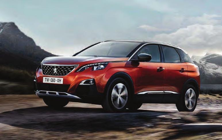 Peugeot 3008 fellur í flokk stærri fólksbíla, en annar í þeim flokki var Volvo V90 Cross Country og þriðji BMW 5.