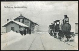 Obj.nr. Obj.nr. F 4636 2 VELDRE STATION Ringsaker. Høyformat. Uten utgiver. Stpl. Veldre 1908, litt forsideskrift, kv. 2. F 4637 1 VESTERHAUG STATION (SOLØRBANEN), fint oversikt. (Normann), ubr., kv. 1. 250 4590 4630 F 4590 2 SKOLLENBORG Jernbanestation.