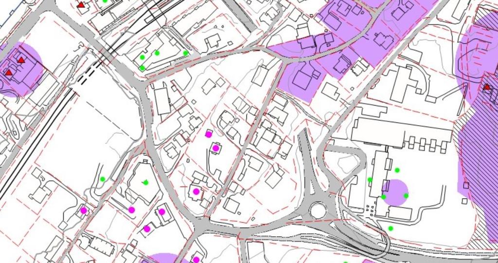 sentrum. Planområdet deles på midten av Kleivveien, som går fra Bekkestuveien i nord, sydover mot Ballerud. 3.5 Kulturminner og kulturmiljø Det er registrert kulturminner innenfor området.