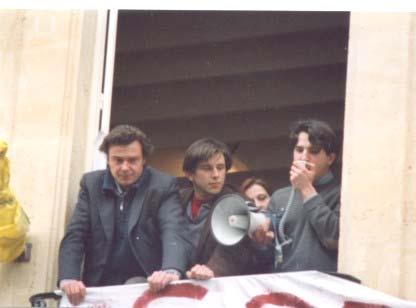 присталица, приликом српске контраофанзиве на Горажде, априла 1994, насилно заузимао тај исти Центар, одајући се вандализму.