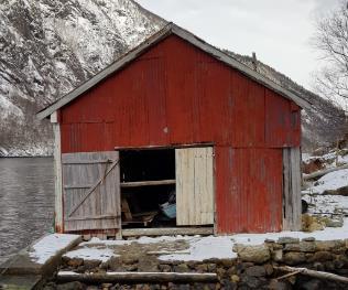 Forvaltningsplan for Stølsheimen landskapsvernområde, rapport nr. 1-2017 Naturmangfaldlova av 19. juni 2009 Svenn Egil Finden er grunneigar i Finden (gnr. 68, bnr.