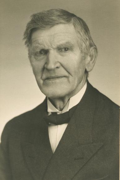 Hans Seland (1867-1949) Bonde og litterær altmoglegmann Av Oddbjørn Johannessen Noen som kjenner deg Du har kanskje kjent oss hele livet eller så har vi nettopp blitt kjent. Uansett vi er der du er.