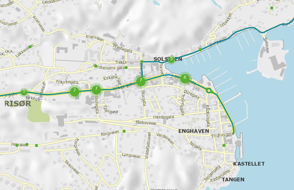 sanntidsinformasjonssystemer (SIS) her. Utbedringprosjektet i Kragsgt/Strandgata (gjennomført i 2014) har gjort at framkommeligheten for bussene har blitt noe bedre.