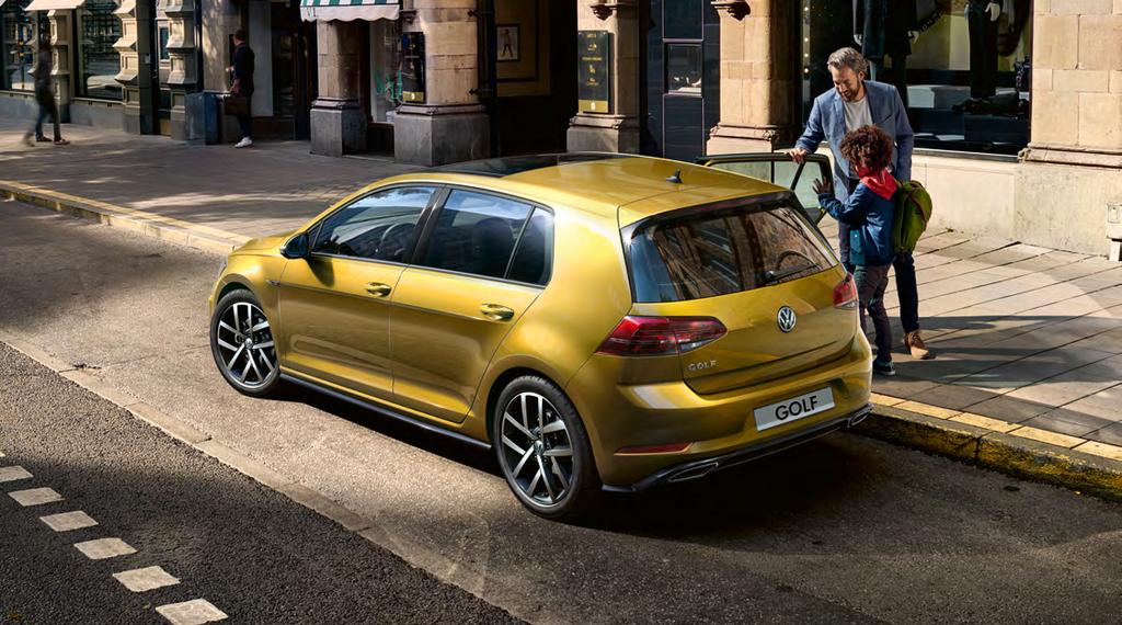 Den nye Volkswagen Golf BRS 004 402 G Alle data i brosjyren er ikke nødvendigvis korrekte til enhver tid.