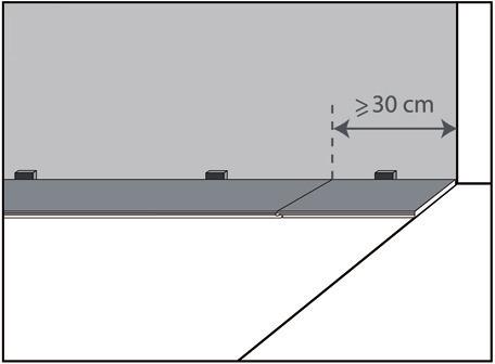 Hvis fuktsperre kreves, må lengdene overlappe med minst 20 cm. Gulvet skal legges flytende. Det vil si at det skal kunne trekkes sammen og utvides etter endringer i klimaet.