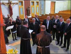 Jakova apostola iz Međugorja fra Marinko Šakota u koncelebraciji s fra Marinkom Vukmanom.