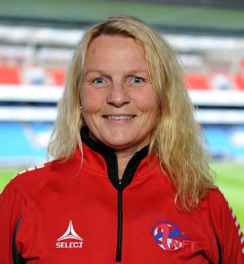 SAMARBEID NORGES FOTBALLFORBUND Det er avholdt diverse møter med utviklingsavdelingen i NFF og markedssiden gjennom året. Tema for møtene har vært: LEDER: NFT-leder Elin Nicolaisen.