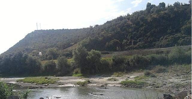 edhe për vendbanime. Redimenti i kulturave bujqësore të jetë i lartë në këto toka të punueshme.